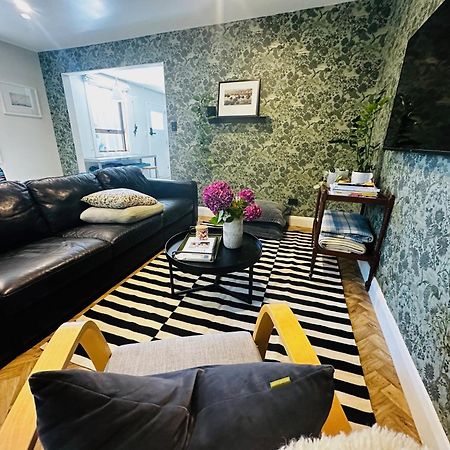 2 Bed Beckenham Beauty - Pet Friendly Villa Christchurch Dış mekan fotoğraf