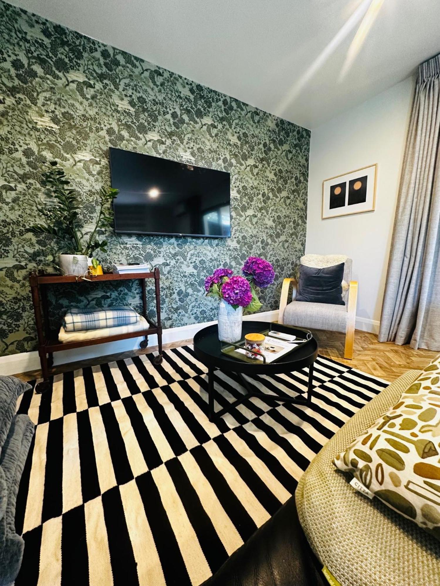 2 Bed Beckenham Beauty - Pet Friendly Villa Christchurch Dış mekan fotoğraf